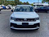 Used 2021 Volkswagen Tiguan SE R-Line image 2