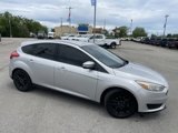 Used 2015 Ford Focus SE image 2