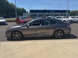 Used 2020 Toyota Camry SE image 4