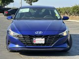 Used 2023 Hyundai Elantra SE image 2