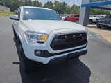 Used 2021 Toyota Tacoma 4x4 Double Cab image 2