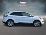 Used 2024 Ford Edge SEL image 4