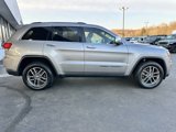 Used 2019 Jeep Grand Cherokee Limited image 4