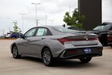 Used 2024 Hyundai Elantra SEL image 5