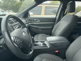 Used 2018 Ford Explorer XLT w/ Equipment Group 201A image 4