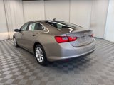 Used 2023 Chevrolet Malibu LT image 3