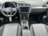 Used 2023 Volkswagen Tiguan SE image 2