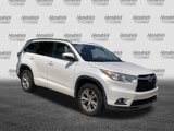 Used 2014 Toyota Highlander XLE image 2