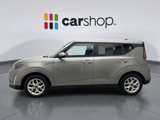 Used 2023 Kia Soul LX w/ LX Technology Package image 2