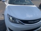 Used 2019 Chrysler Pacifica Limited w/ Tire & Wheel Group image 5