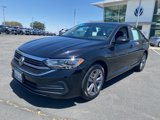 Certified 2022 Volkswagen Jetta SE image 3