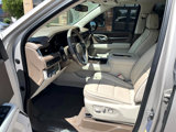 Used 2021 GMC Yukon XL Denali image 4
