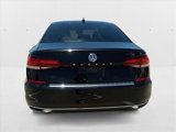 Used 2022 Volkswagen Passat 2.0T SE image 4
