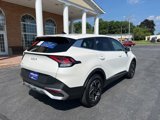 Used 2023 Kia Sportage LX image 4