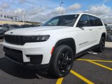 Used 2023 Jeep Grand Cherokee L Laredo image 3