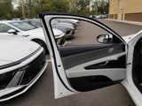 New 2025 Hyundai Elantra Limited image 3