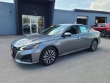 Used 2023 Nissan Altima 2.5 SV image 2