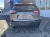 Used 2019 Jeep Cherokee Latitude w/ Cold Weather Group image 4