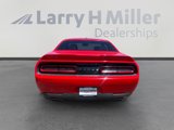 Used 2015 Dodge Challenger SXT image 4