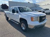 Used 2010 GMC Sierra 3500 SLE w/ SLE Preferred Package image 3
