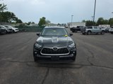 Used 2020 Toyota Highlander XLE image 3