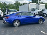 New 2025 Hyundai Elantra SE image 4