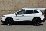 Used 2018 Jeep Cherokee Latitude w/ Altitude Package image 6