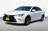 Used 2017 Toyota Camry SE image 2
