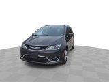 Used 2019 Chrysler Pacifica Touring-L image 3