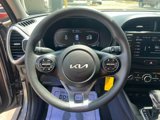 Used 2023 Kia Soul LX image 5
