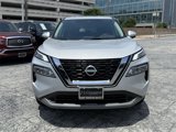 Used 2022 Nissan Rogue SV image 2