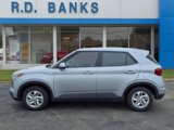 Used 2021 Hyundai Venue SE image 2