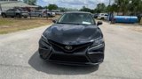 Used 2022 Toyota Camry SE image 3