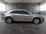 Used 2013 Chrysler 200 Limited image 2
