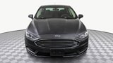 Used 2018 Ford Fusion SE w/ Fusion SE Technology Package image 2