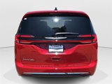 New 2025 Chrysler Pacifica Select image 4