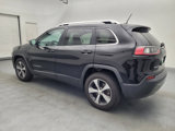 Used 2019 Jeep Cherokee Limited image 3