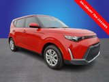 Certified 2025 Kia Soul LX image 3
