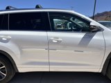 Used 2017 Toyota Highlander XLE image 5