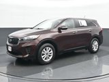 Used 2019 Kia Sorento LX image 2