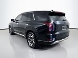 Used 2022 Hyundai Palisade Calligraphy image 3