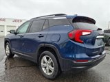 Used 2022 GMC Terrain SLE w/ Driver Convenience Package image 4