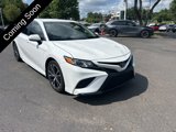 Used 2019 Toyota Camry SE image 3