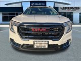 Used 2023 GMC Terrain AT4 image 2