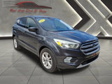 Used 2017 Ford Escape SE w/ SE Cold Weather Package image 2