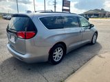 Used 2020 Chrysler Voyager Lxi image 5