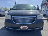 Used 2013 Chrysler Town & Country Touring image 2