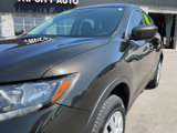 Used 2016 Nissan Rogue S image 2