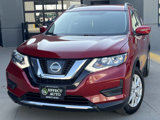 Used 2017 Nissan Rogue SV image 3