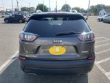 Used 2019 Jeep Cherokee Latitude Plus w/ Comfort/Convenience Group image 6